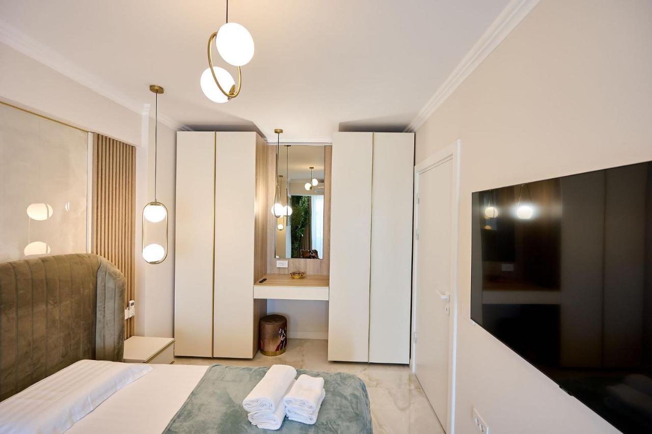 Wave N' Sea Apartment In Infinity Beach Resort - Parking Mamaia Eksteriør billede