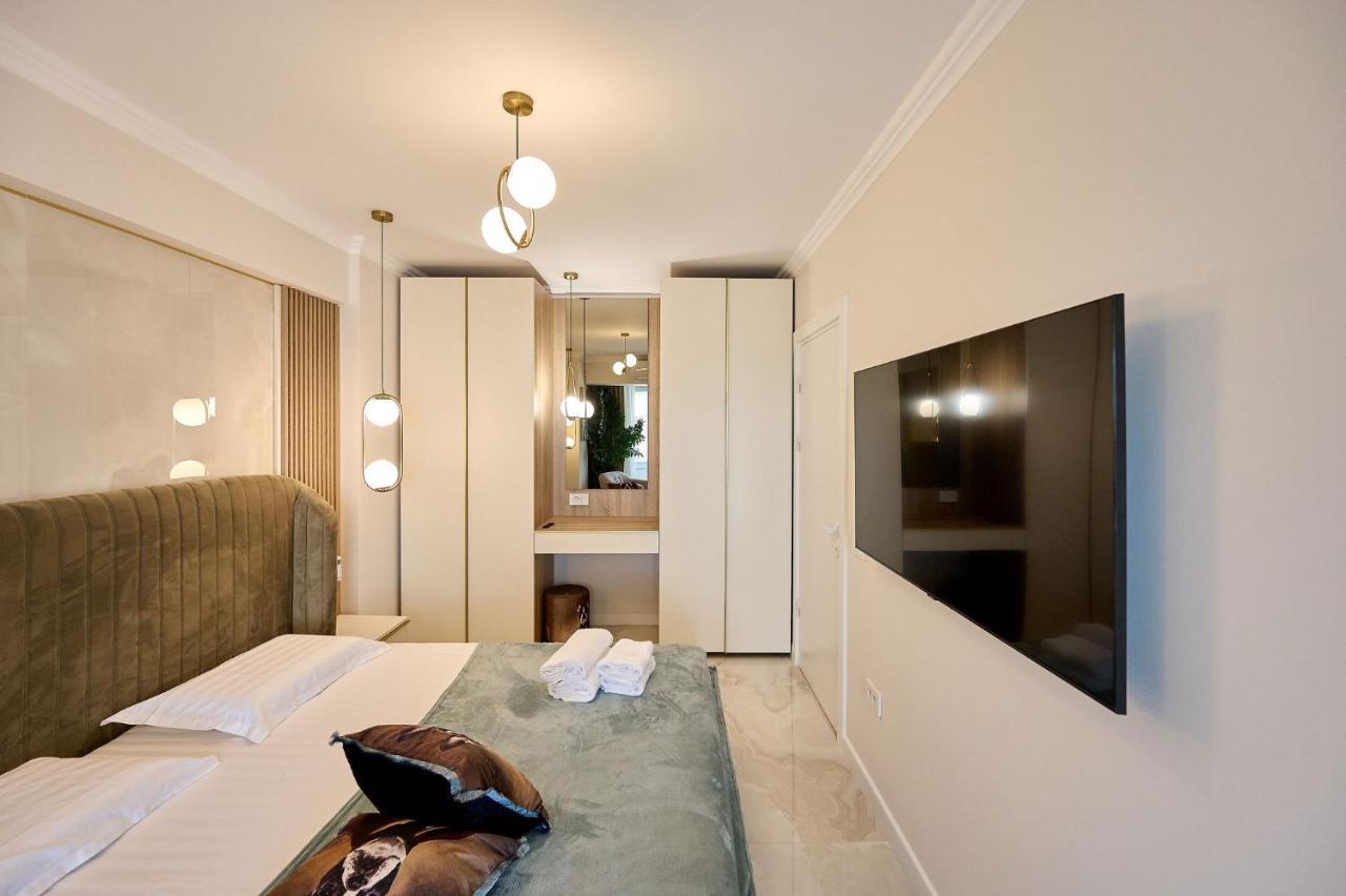 Wave N' Sea Apartment In Infinity Beach Resort - Parking Mamaia Eksteriør billede