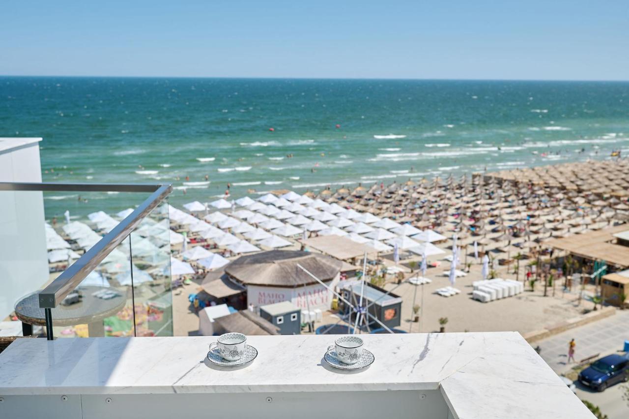 Wave N' Sea Apartment In Infinity Beach Resort - Parking Mamaia Eksteriør billede